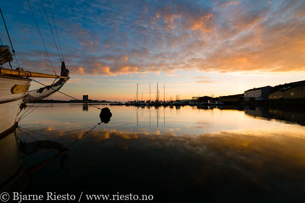 Bølge. Varangerfjorden, Finnmark 